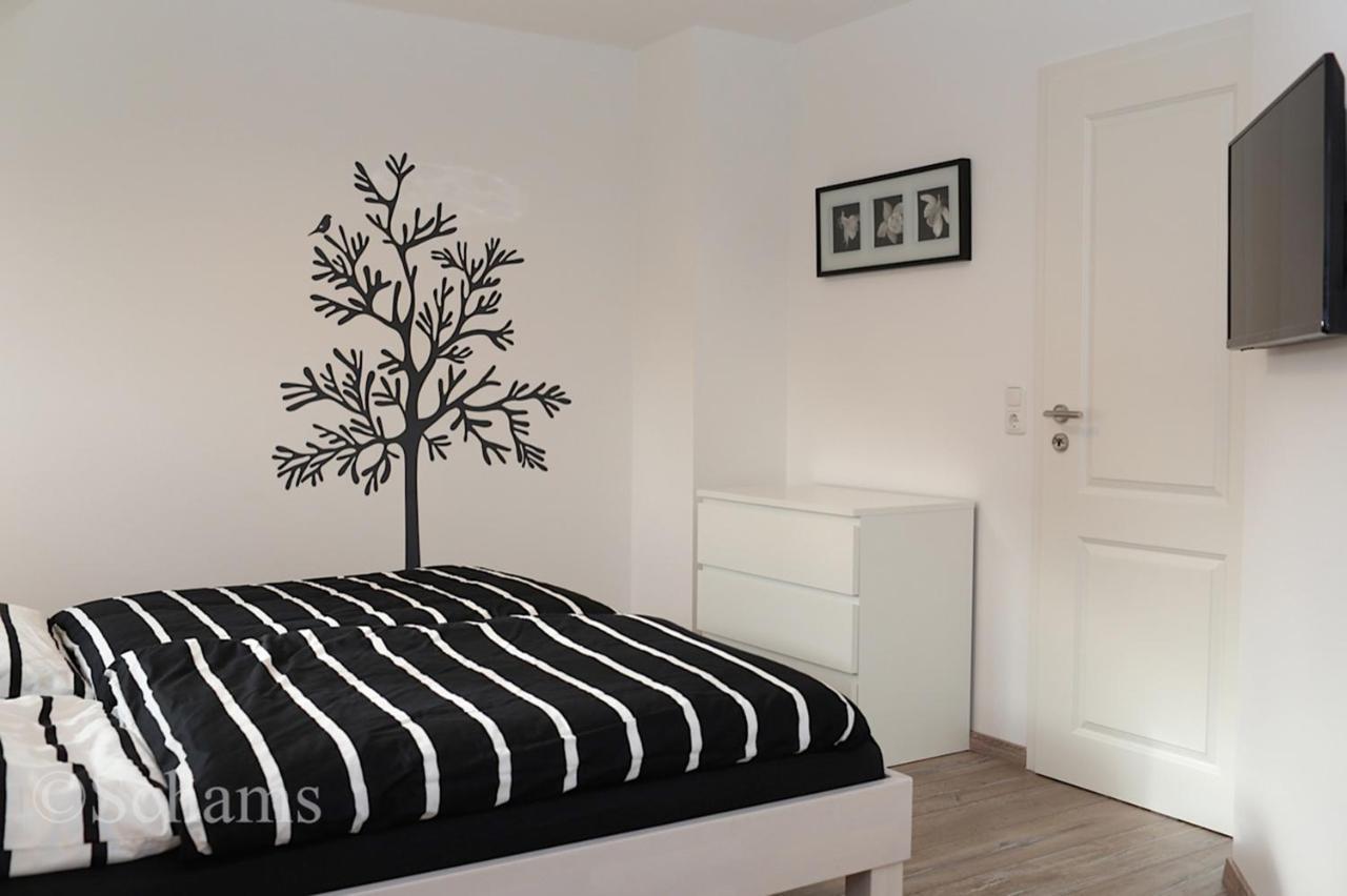 Ostseelagune Zingst, Exklusive Dhh, Strandnah, Sauna, Kamin, 3 Sz, 2 Baeder, Glasfaser, Haustierfrei, Garten Mit Suedterrasse, E-Ladesaeule, 2 Stellplaetze, Strandkorb, Fahrradschuppen, Waschmaschine, Trockner, Nichtraucher Eksteriør billede