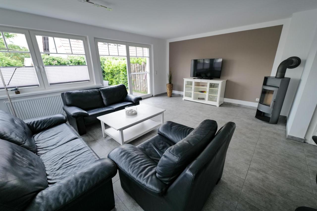 Ostseelagune Zingst, Exklusive Dhh, Strandnah, Sauna, Kamin, 3 Sz, 2 Baeder, Glasfaser, Haustierfrei, Garten Mit Suedterrasse, E-Ladesaeule, 2 Stellplaetze, Strandkorb, Fahrradschuppen, Waschmaschine, Trockner, Nichtraucher Eksteriør billede
