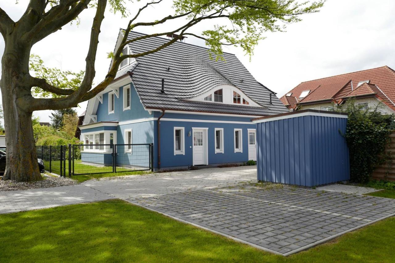 Ostseelagune Zingst, Exklusive Dhh, Strandnah, Sauna, Kamin, 3 Sz, 2 Baeder, Glasfaser, Haustierfrei, Garten Mit Suedterrasse, E-Ladesaeule, 2 Stellplaetze, Strandkorb, Fahrradschuppen, Waschmaschine, Trockner, Nichtraucher Eksteriør billede