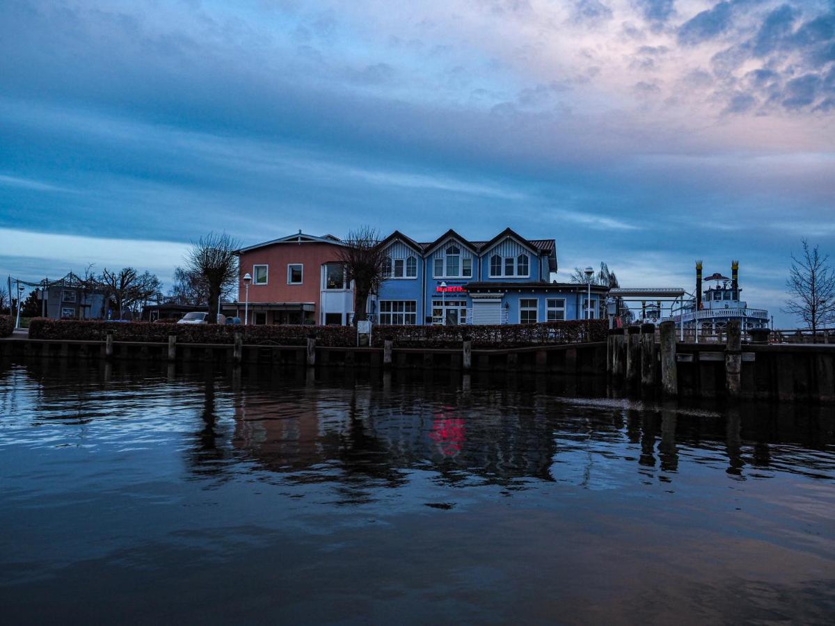 Ostseelagune Zingst, Exklusive Dhh, Strandnah, Sauna, Kamin, 3 Sz, 2 Baeder, Glasfaser, Haustierfrei, Garten Mit Suedterrasse, E-Ladesaeule, 2 Stellplaetze, Strandkorb, Fahrradschuppen, Waschmaschine, Trockner, Nichtraucher Eksteriør billede