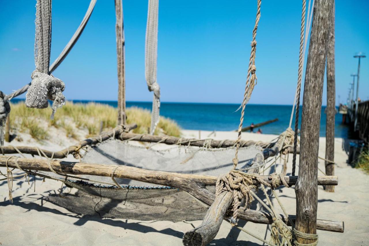 Ostseelagune Zingst, Exklusive Dhh, Strandnah, Sauna, Kamin, 3 Sz, 2 Baeder, Glasfaser, Haustierfrei, Garten Mit Suedterrasse, E-Ladesaeule, 2 Stellplaetze, Strandkorb, Fahrradschuppen, Waschmaschine, Trockner, Nichtraucher Eksteriør billede